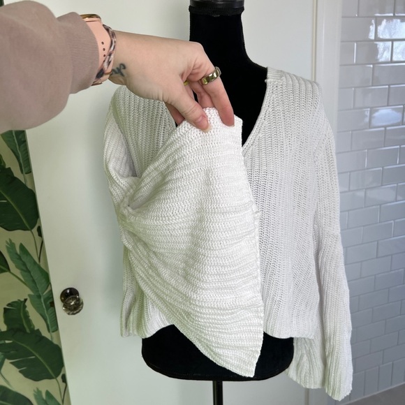 Free People Sweaters Free People Damsel Bell Flare Sleeve Knit Sweater M - Picture 9 of 13